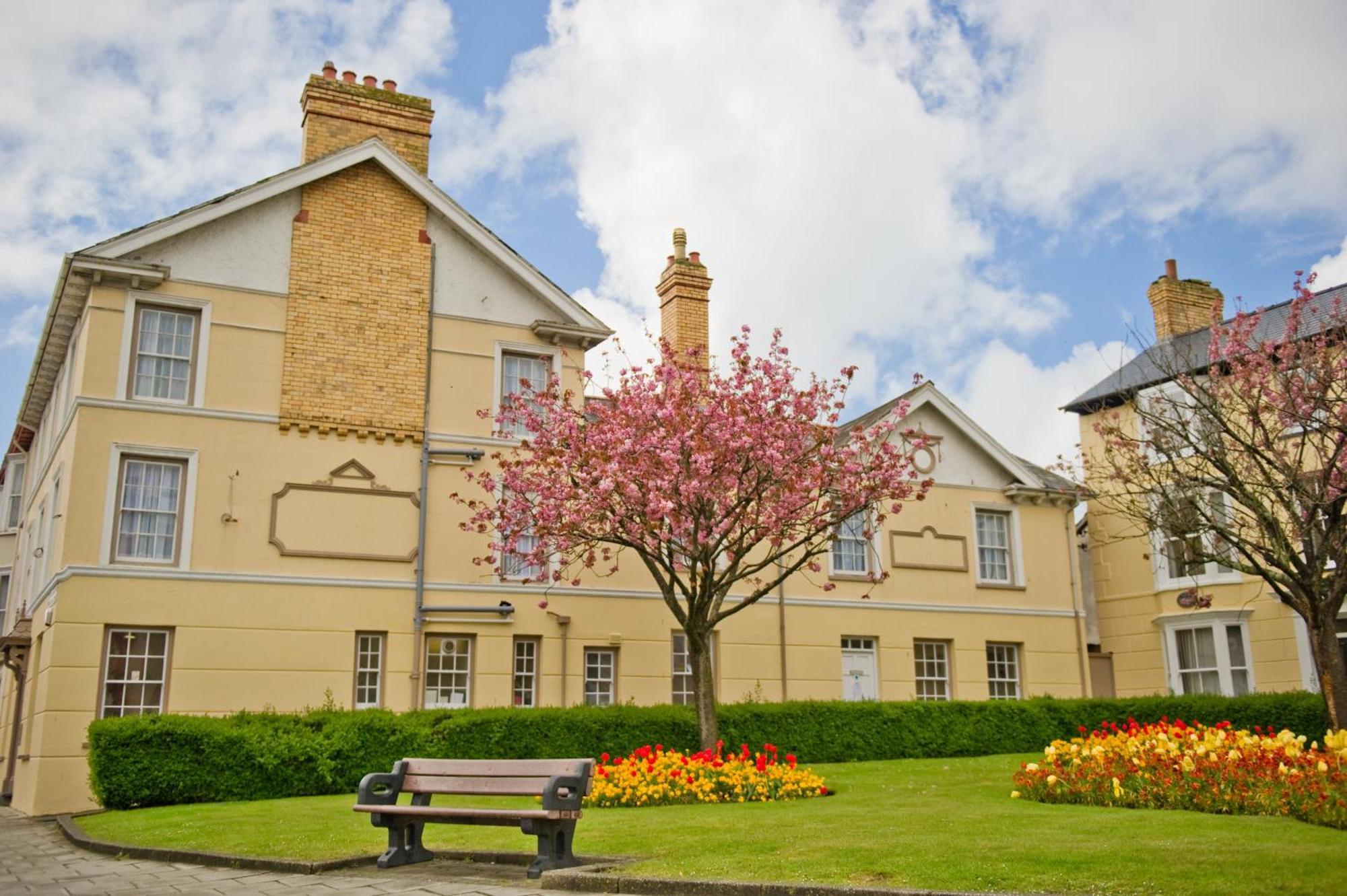 Four Seasons Hotel Aberystwyth Exterior photo