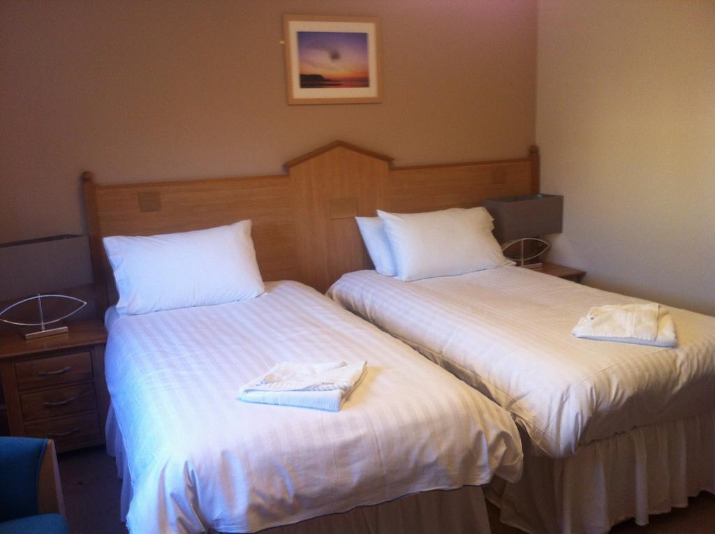 Four Seasons Hotel Aberystwyth Room photo